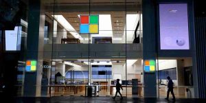 Microsoft Aim to Put Windows in Hands of Apple Android Users